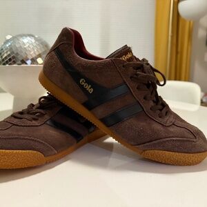 Gola men’s Harrier suede dark brown, gum, brown shoe laces.